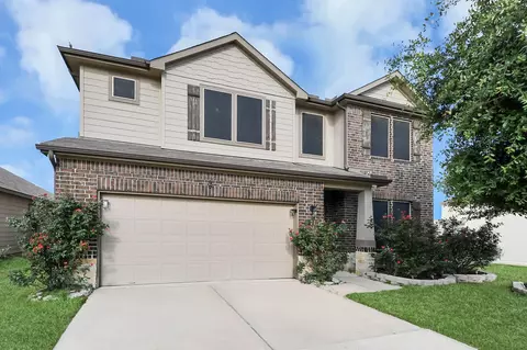 Exterior - 5415 Nero Lake Dr, Katy, TX 77449 photo 6 of 8