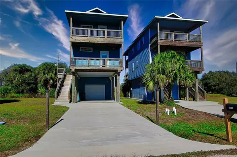 14146 Miramar Dr, Galveston, TX 77554