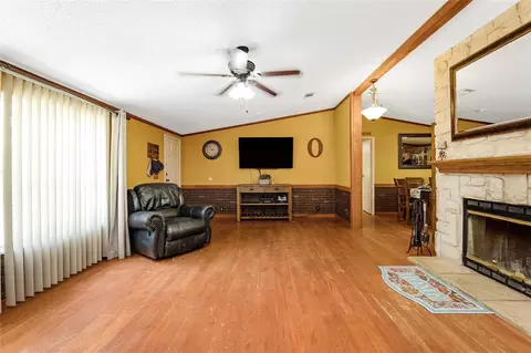 Living - 14985 Wiggins Rd, Conroe, TX 77302 photo 6 of 6