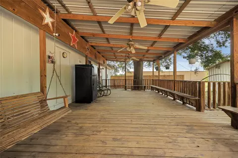 Exterior - 14985 Wiggins Rd, Conroe, TX 77302 photo 7 of 12