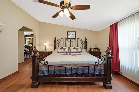 Bedroom - 14985 Wiggins Rd, Conroe, TX 77302 photo 7 of 7