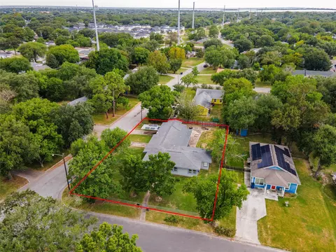 1226 14th Ave N, Texas City, TX 77590