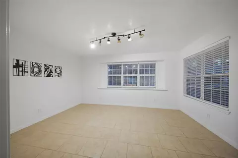 Living - 25510 Many Oak Dr, Spring, TX 77380 photo 2 of 6