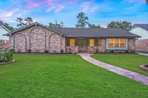Exterior - 25510 Many Oak Dr, Spring, TX 77380 photo 2 of 8