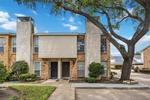 6201 Beverlyhill St #30, Houston, TX 77057
