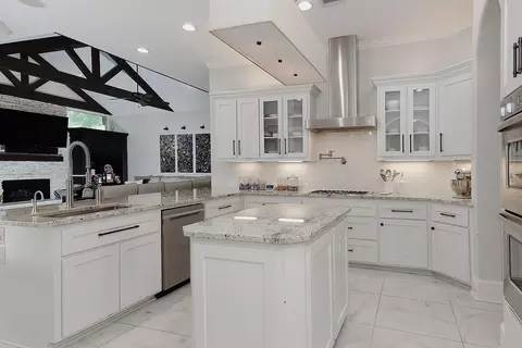 Kitchen - 28107 Buena Way, Spring, TX 77386 photo 1 of 2