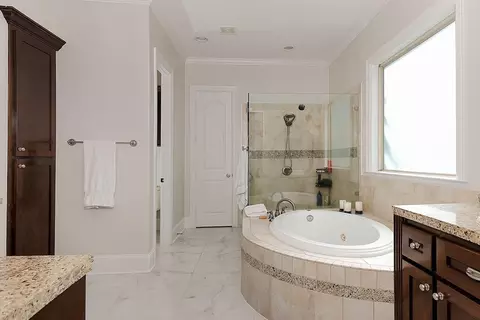 Bath - 28107 Buena Way, Spring, TX 77386 photo 3 of 7