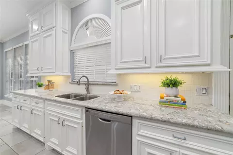 Kitchen - 16114 Lafone Dr, Spring, TX 77379 photo 3 of 5
