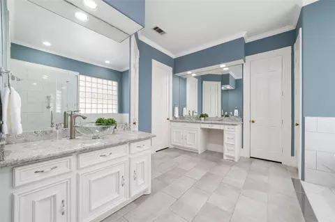 Bath - 16114 Lafone Dr, Spring, TX 77379 photo 2 of 6