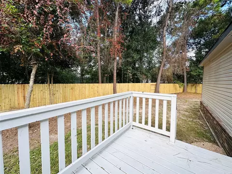 Exterior - 16474 Spring Rain Ct, Conroe, TX 77302 photo 6 of 9
