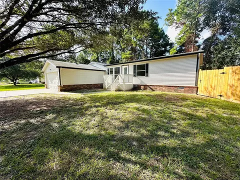 Exterior - 16474 Spring Rain Ct, Conroe, TX 77302 photo 2 of 9