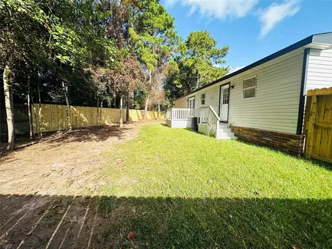 Exterior - 16474 Spring Rain Ct, Conroe, TX 77302 photo 9 of 9