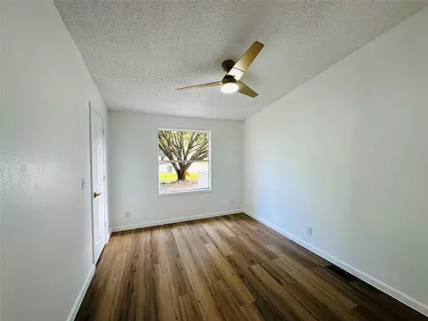 Bedroom - 16474 Spring Rain Ct, Conroe, TX 77302 photo 8 of 11