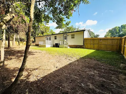 Exterior - 16474 Spring Rain Ct, Conroe, TX 77302 photo 8 of 9