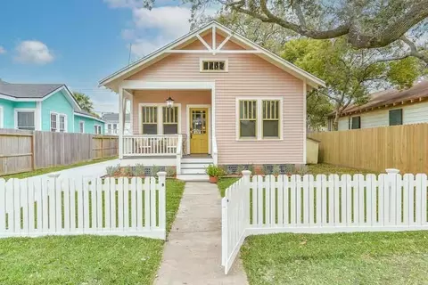 4616 Avenue O 12, Galveston, TX 77551