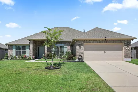 4322 Karam Lndg, Dickinson, TX 77539