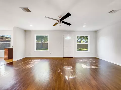 Living - 3407 Peachstone Pl, Spring, TX 77389 photo 4 of 5
