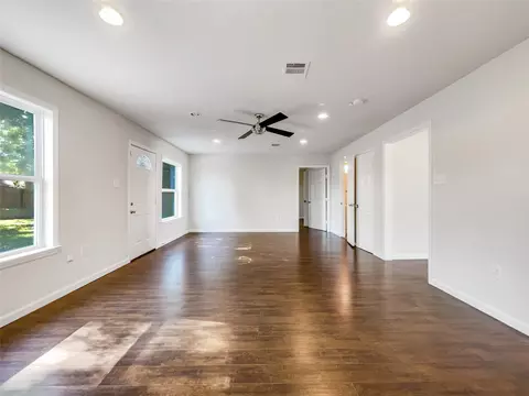 Living - 3407 Peachstone Pl, Spring, TX 77389 photo 5 of 5