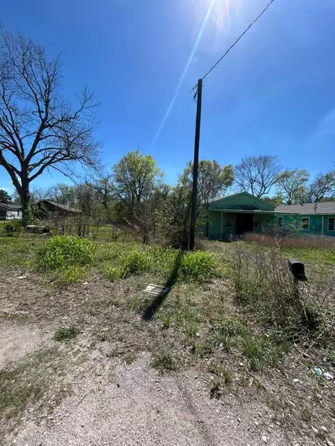 5222 Bennington St, Houston, TX 77028