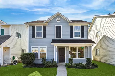 9738 Farrell Dr, Houston, TX 77070