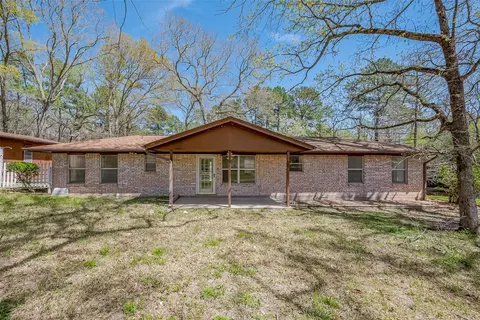 14 Veronica Ln, Huntsville, TX 77340