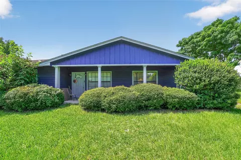 1019 Lamar St, Liberty, TX 77575
