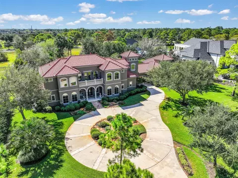 2117 San Miguel Dr, Friendswood, TX 77546