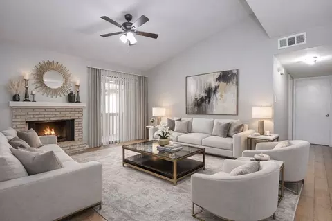 5000 Milwee St #74, Houston, TX 77092