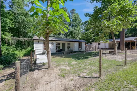 263 Travis Ln, Trinity, TX 75862