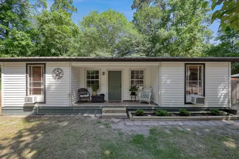 Exterior - 263 Travis Ln, Trinity, TX 75862 photo 1 of 10