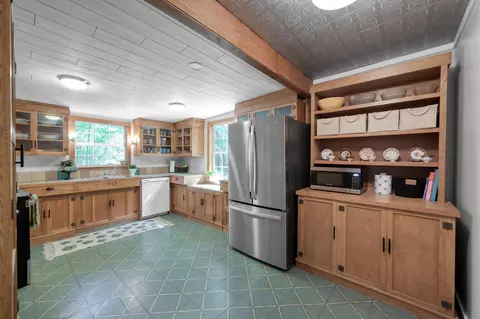 Kitchen - 263 Travis Ln, Trinity, TX 75862 photo 1 of 5