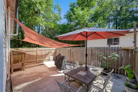 Exterior - 263 Travis Ln, Trinity, TX 75862 photo 3 of 10