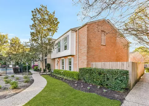 7505 Brompton St, Houston, TX 77025