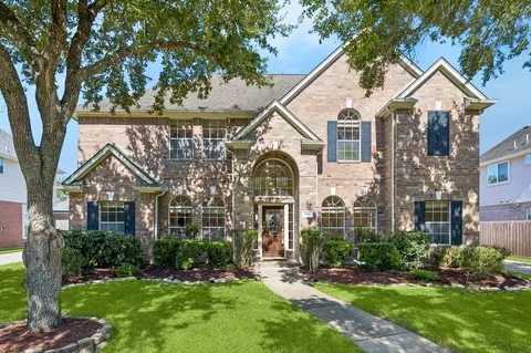 3906 Breaux Bridge Ln, Sugar Land, TX 77479