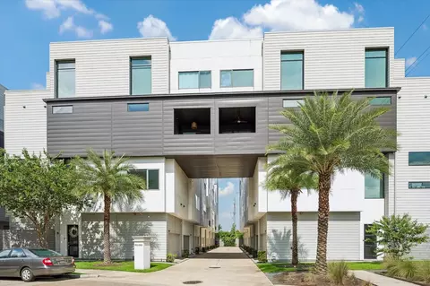 5921 E Post Oak Ln, Houston, TX 77055