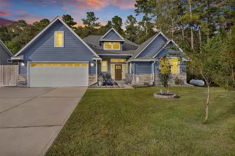 1057 Magnolia Point Dr, Huffman, TX 77336