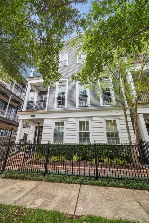 1708 Ashland St, Houston, TX 77008