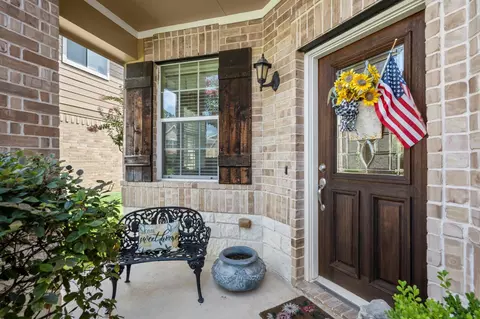 18718 Cypress Loch Dr, Spring, TX 77379