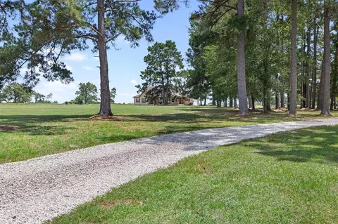 237 Morgan Rd, Bedias, TX 77831