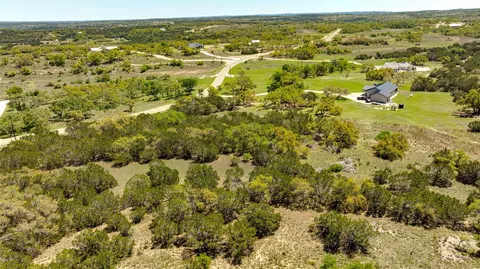 620 Whiskey Trl, Blanco, TX 78606