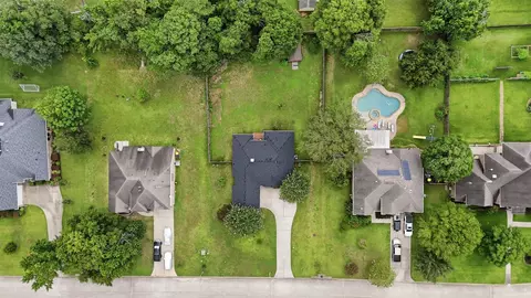 View/Area - 3504 Oak Lndg, Conroe, TX 77304 photo 2 of 5