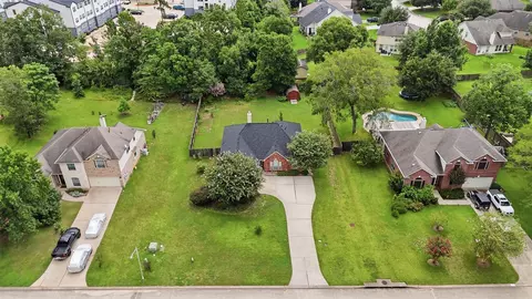 View/Area - 3504 Oak Lndg, Conroe, TX 77304 photo 1 of 5