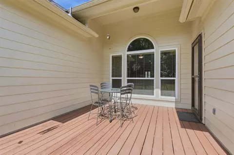 Exterior - 3504 Oak Lndg, Conroe, TX 77304 photo 4 of 6
