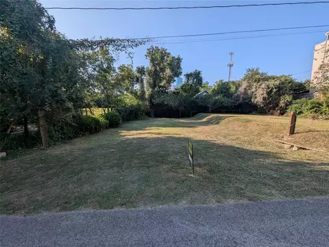 0 Edwards St, Houston, TX 77007