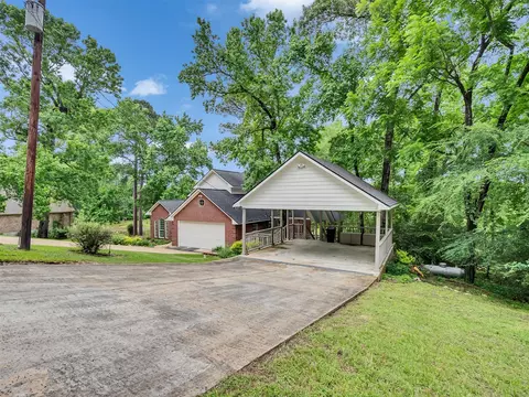 Exterior - 300 Coral Gables, Trinity, TX 75862 photo 8 of 8