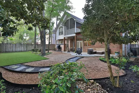 10 Pine Island Pl, The Woodlands, TX 77382