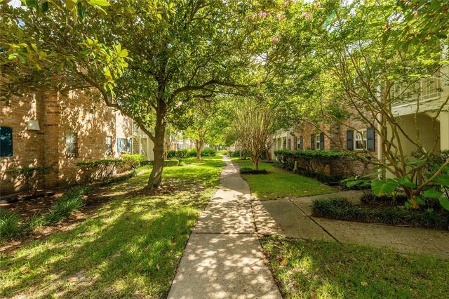 869 Wax Myrtle Ln #A, Houston, TX 77079
