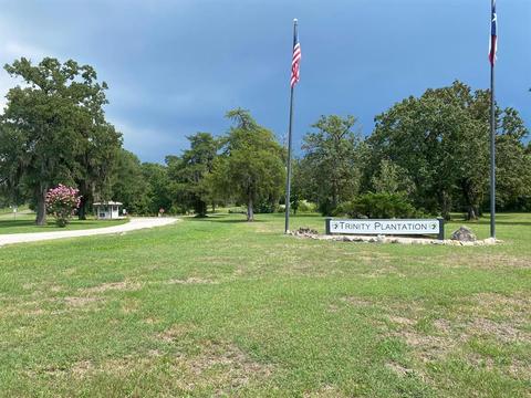 615 Charleston St, Trinity, TX 75862 photo 1