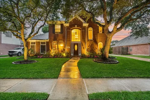 3226 Pleasant Cove Ct, Houston, TX 77059
