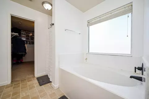 Bath - 2534 Halstead Dr, Spring, TX 77386 photo 2 of 4